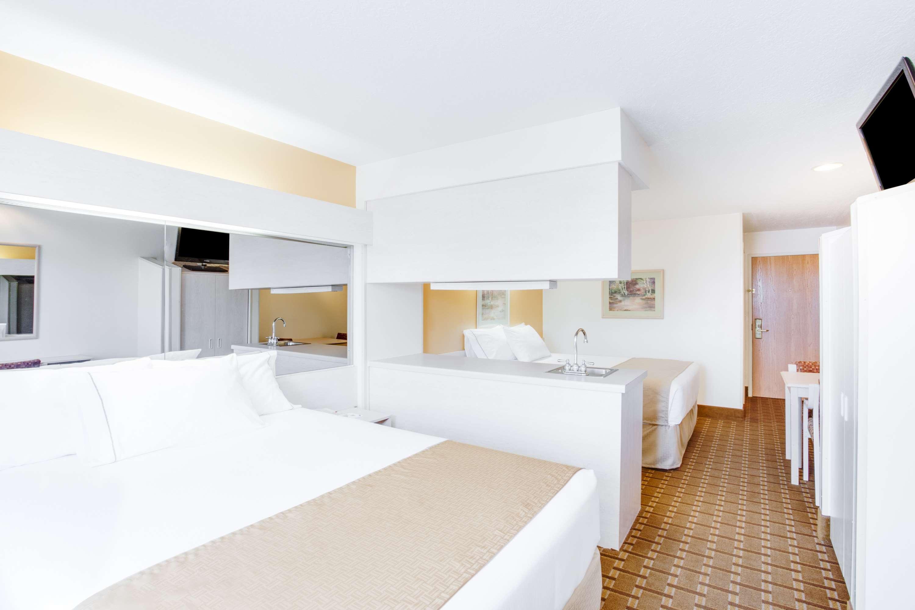 Surestay Hotel By Best Western Christiansburg Blacksburg Экстерьер фото
